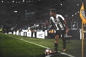亚博体育app下载-体坛三线告捷，广厦男篮德甲翻盘、Doinb绝杀封神、勇士国王杯名单震撼